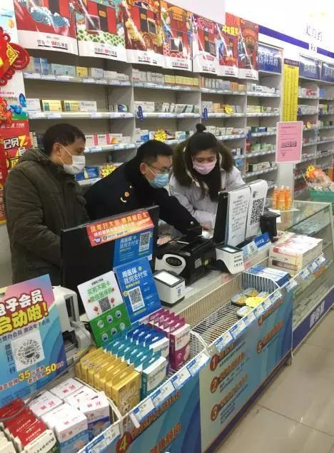 稳价格 保供给——我省144户经营者签订承诺倡议书助力新鲜水果零售